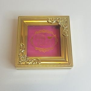 Pretty Vulgar Blush in Prim Vixen